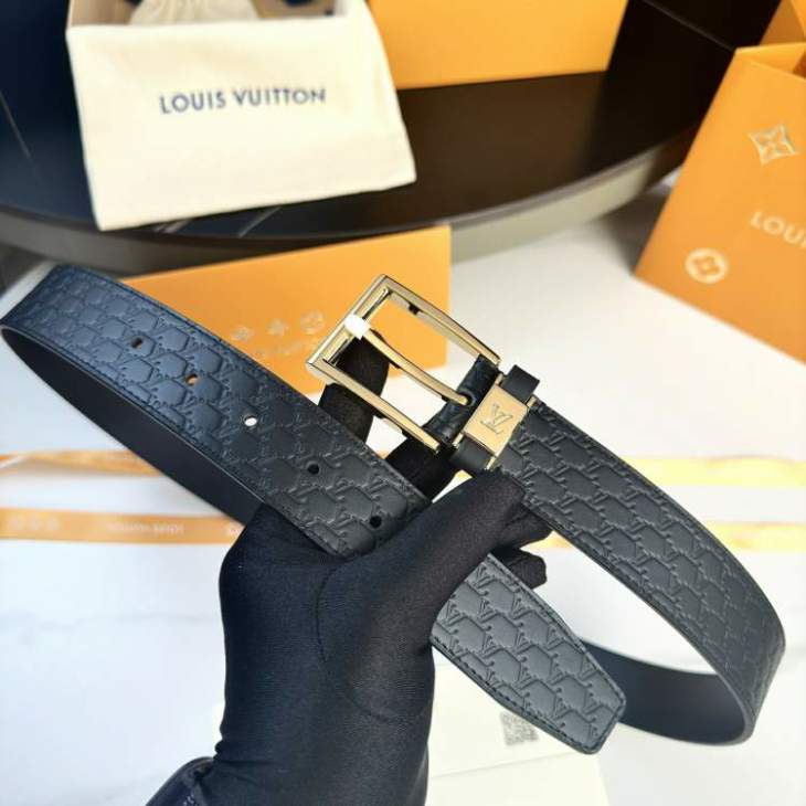 Picture of Louis Vuitton Belts _SKUfw224596182fw